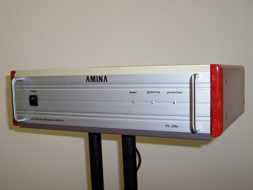 AMINA PA-1000 solid state power amplifier.
